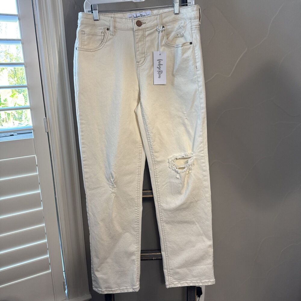 Indigo Rein Women Ivory Jeans Size 11 NWT Waist 29 length 27